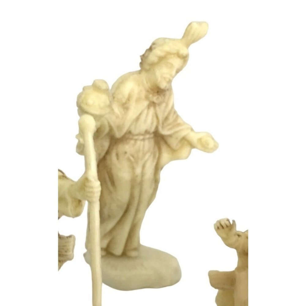 Vintage Mini Nativity Figurine Set Ivory Color Plastic Italy Miniature w/ Basket - Picture 7 of 9